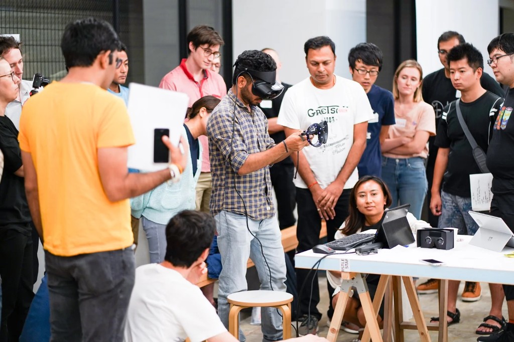 MLT hands-on VR lab